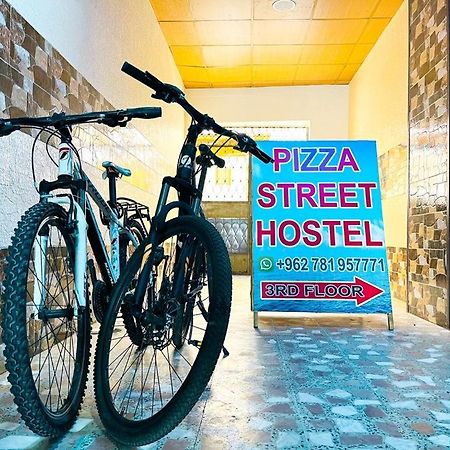 Pizza Street Hostel 아카바 외부 사진